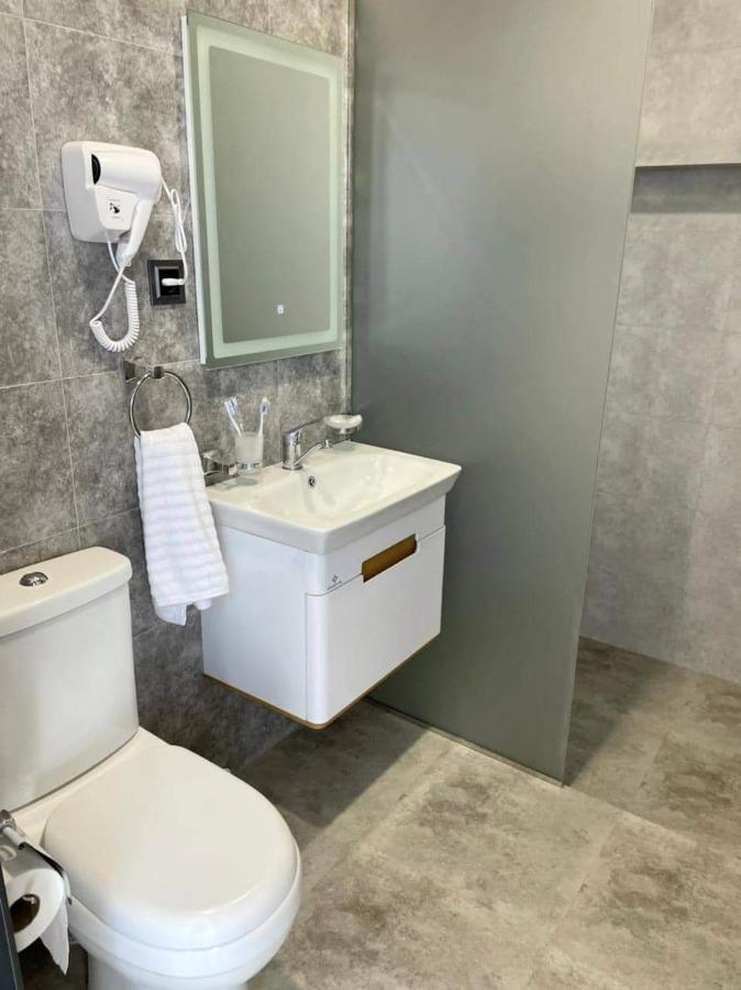 Апарт отель Grey House Zovuni Экстерьер фото
